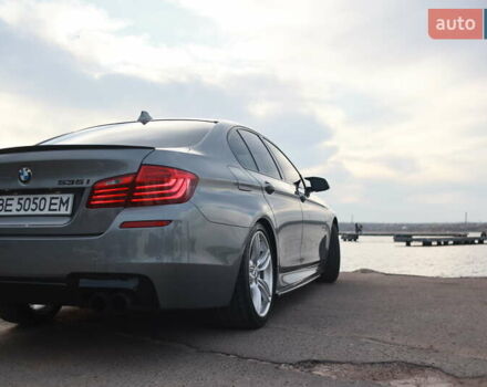 Серый БМВ 5 Серия, объемом двигателя 3 л и пробегом 127 тыс. км за 24999 $, фото 24 на Automoto.ua