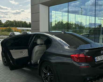 Серый БМВ 5 Серия, объемом двигателя 2.99 л и пробегом 234 тыс. км за 21500 $, фото 17 на Automoto.ua