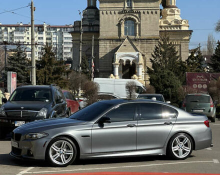 Серый БМВ 5 Серия, объемом двигателя 3 л и пробегом 127 тыс. км за 24999 $, фото 15 на Automoto.ua