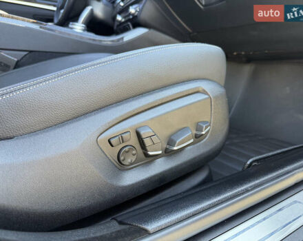 Серый БМВ 5 Серия, объемом двигателя 2 л и пробегом 64 тыс. км за 24500 $, фото 33 на Automoto.ua