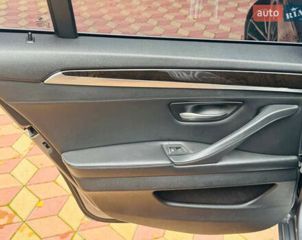 Сірий БМВ 5 Серія, об'ємом двигуна 2.98 л та пробігом 243 тис. км за 15500 $, фото 9 на Automoto.ua