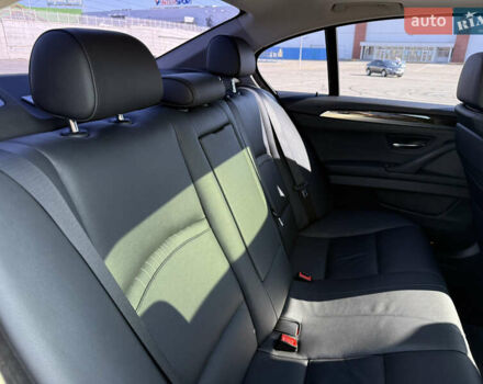 Серый БМВ 5 Серия, объемом двигателя 2 л и пробегом 64 тыс. км за 24500 $, фото 31 на Automoto.ua