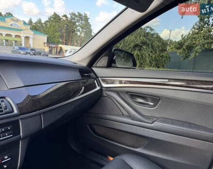 Серый БМВ 5 Серия, объемом двигателя 3 л и пробегом 93 тыс. км за 26600 $, фото 7 на Automoto.ua