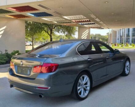 Серый БМВ 5 Серия, объемом двигателя 3 л и пробегом 80 тыс. км за 13400 $, фото 4 на Automoto.ua