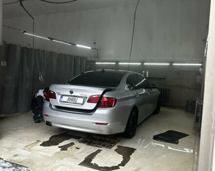 Сірий БМВ 5 Серія, об'ємом двигуна 2 л та пробігом 138 тис. км за 17100 $, фото 38 на Automoto.ua