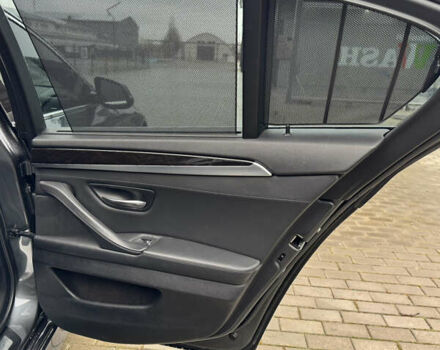 Сірий БМВ 5 Серія, об'ємом двигуна 3 л та пробігом 269 тис. км за 18900 $, фото 21 на Automoto.ua