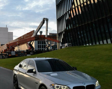 Сірий БМВ 5 Серія, об'ємом двигуна 3 л та пробігом 188 тис. км за 25000 $, фото 9 на Automoto.ua