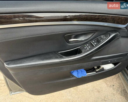 Серый БМВ 5 Серия, объемом двигателя 2.98 л и пробегом 157 тыс. км за 18900 $, фото 29 на Automoto.ua