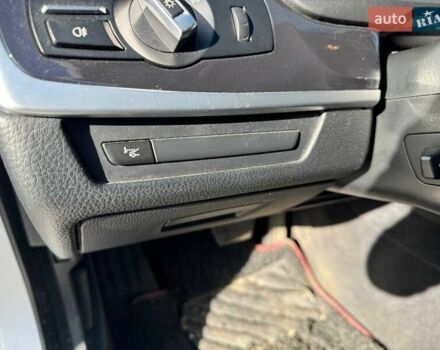 БМВ 5 Серия 2015 в Львове на Automoto.ua Серый БМВ 5 Серия, объемом двигателя 2 л и пробегом 216 тыс. км за 14900 $, фото 13 на Automoto.ua