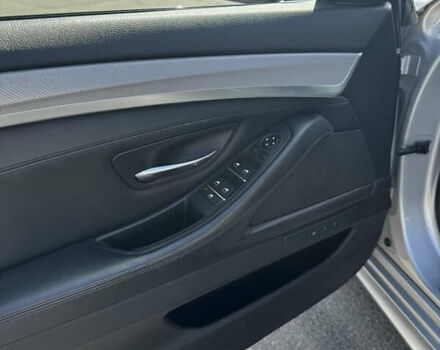 Серый БМВ 5 Серия, объемом двигателя 2.99 л и пробегом 130 тыс. км за 28000 $, фото 6 на Automoto.ua