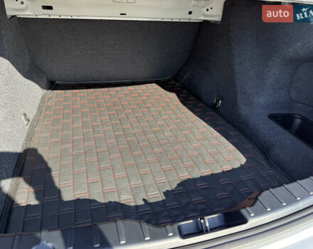 Серый БМВ 5 Серия, объемом двигателя 2 л и пробегом 64 тыс. км за 24500 $, фото 44 на Automoto.ua