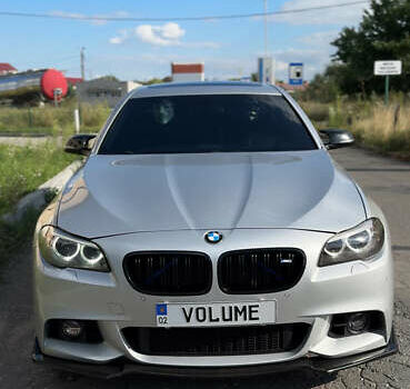 Серый БМВ 5 Серия, объемом двигателя 2.98 л и пробегом 129 тыс. км за 20500 $, фото 11 на Automoto.ua
