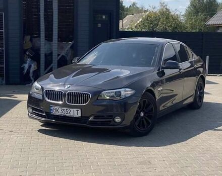 БМВ 5 Серия 2015 в Рокитное на Automoto.ua Серый БМВ 5 Серия, объемом двигателя 2 л и пробегом 285 тыс. км за 13700 $, фото 3 на Automoto.ua