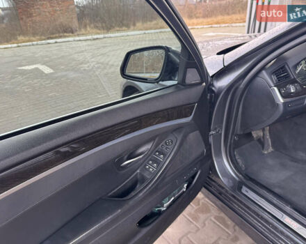 Сірий БМВ 5 Серія, об'ємом двигуна 3 л та пробігом 273 тис. км за 17500 $, фото 16 на Automoto.ua