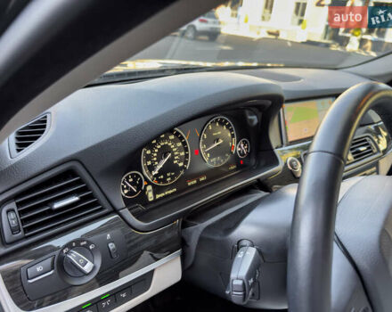 Серый БМВ 5 Серия, объемом двигателя 3 л и пробегом 101 тыс. км за 23400 $, фото 38 на Automoto.ua