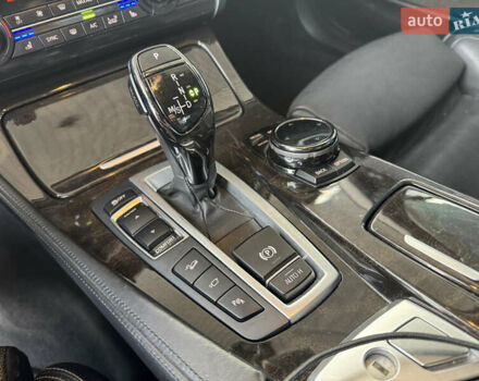 Сірий БМВ 5 Серія, об'ємом двигуна 3 л та пробігом 273 тис. км за 17500 $, фото 19 на Automoto.ua