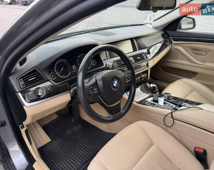 Сірий БМВ 5 Серія, об'ємом двигуна 2 л та пробігом 210 тис. км за 15000 $, фото 26 на Automoto.ua