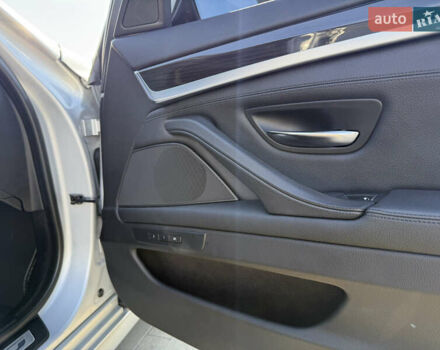 Серый БМВ 5 Серия, объемом двигателя 2 л и пробегом 64 тыс. км за 24500 $, фото 32 на Automoto.ua