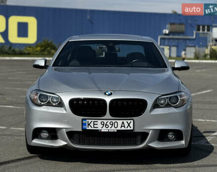Серый БМВ 5 Серия, объемом двигателя 2.99 л и пробегом 130 тыс. км за 28000 $, фото 1 на Automoto.ua