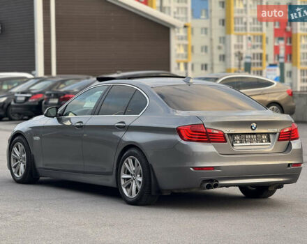 Сірий БМВ 5 Серія, об'ємом двигуна 2 л та пробігом 210 тис. км за 15000 $, фото 20 на Automoto.ua