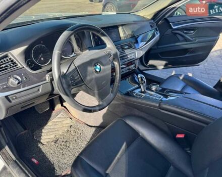 БМВ 5 Серия 2015 в Львове на Automoto.ua Серый БМВ 5 Серия, объемом двигателя 2 л и пробегом 216 тыс. км за 14900 $, фото 14 на Automoto.ua