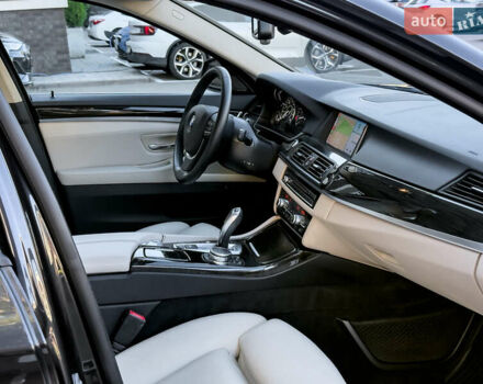 Серый БМВ 5 Серия, объемом двигателя 3 л и пробегом 101 тыс. км за 23400 $, фото 55 на Automoto.ua