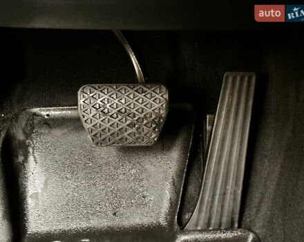 Серый БМВ 5 Серия, объемом двигателя 2 л и пробегом 365 тыс. км за 14350 $, фото 84 на Automoto.ua