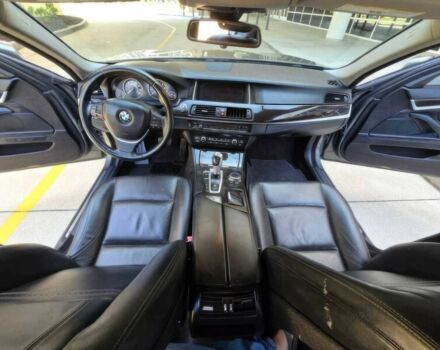 Серый БМВ 5 Серия, объемом двигателя 3 л и пробегом 80 тыс. км за 13400 $, фото 8 на Automoto.ua