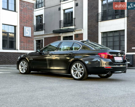 Серый БМВ 5 Серия, объемом двигателя 3 л и пробегом 101 тыс. км за 23400 $, фото 18 на Automoto.ua