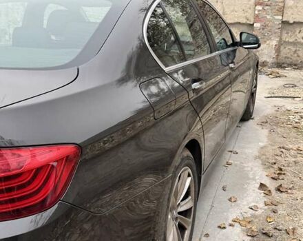 Серый БМВ 5 Серия, объемом двигателя 2 л и пробегом 88 тыс. км за 20000 $, фото 5 на Automoto.ua