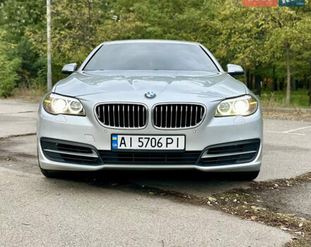 Серый БМВ 5 Серия, объемом двигателя 3 л и пробегом 185 тыс. км за 15000 $, фото 2 на Automoto.ua