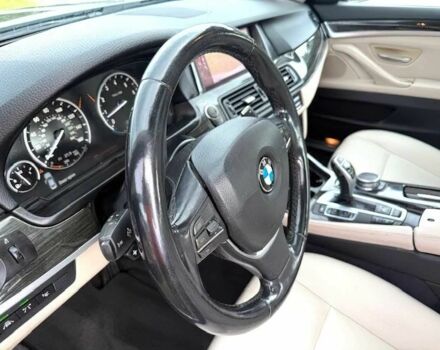 Серый БМВ 5 Серия, объемом двигателя 3 л и пробегом 76 тыс. км за 13000 $, фото 9 на Automoto.ua