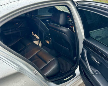 Серый БМВ 5 Серия, объемом двигателя 3 л и пробегом 185 тыс. км за 15000 $, фото 17 на Automoto.ua