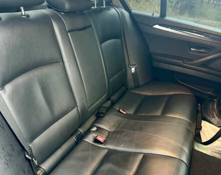 Серый БМВ 5 Серия, объемом двигателя 3 л и пробегом 185 тыс. км за 15000 $, фото 18 на Automoto.ua