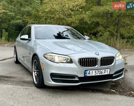 Серый БМВ 5 Серия, объемом двигателя 3 л и пробегом 185 тыс. км за 15000 $, фото 1 на Automoto.ua