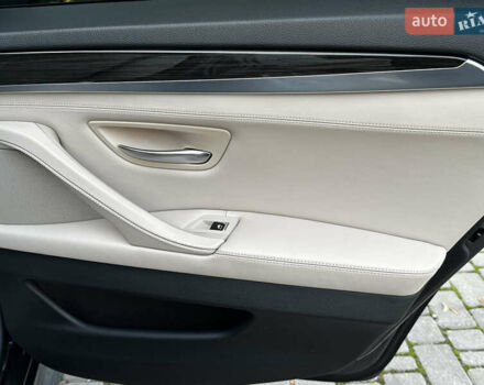 Серый БМВ 5 Серия, объемом двигателя 3 л и пробегом 65 тыс. км за 25500 $, фото 16 на Automoto.ua