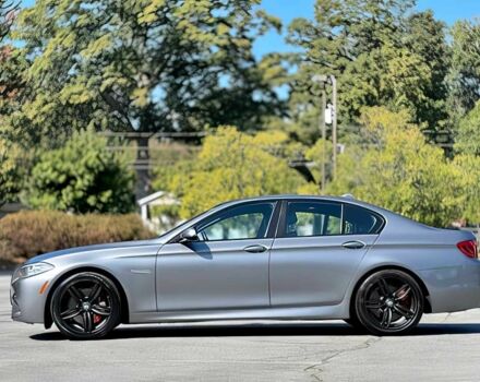 Серый БМВ 5 Серия, объемом двигателя 4.4 л и пробегом 79 тыс. км за 10000 $, фото 3 на Automoto.ua
