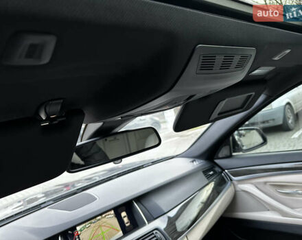 Серый БМВ 5 Серия, объемом двигателя 3 л и пробегом 65 тыс. км за 25500 $, фото 13 на Automoto.ua