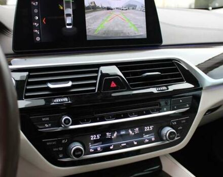 Серый БМВ 5 Серия, объемом двигателя 2.99 л и пробегом 138 тыс. км за 34500 $, фото 19 на Automoto.ua