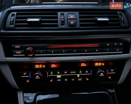 Серый БМВ 5 Серия, объемом двигателя 3 л и пробегом 65 тыс. км за 25500 $, фото 56 на Automoto.ua