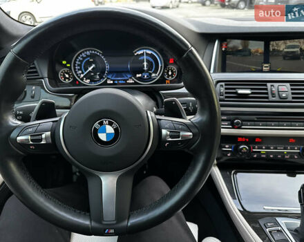 Серый БМВ 5 Серия, объемом двигателя 3 л и пробегом 65 тыс. км за 25500 $, фото 34 на Automoto.ua