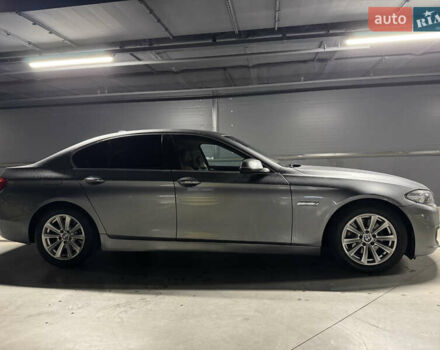 БМВ 5 Серия 2016 в Киеве на Automoto.ua Серый БМВ 5 Серия, объемом двигателя 2 л и пробегом 209 тыс. км за 16500 $, фото 5 на Automoto.ua