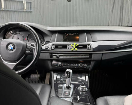 Серый БМВ 5 Серия, объемом двигателя 2 л и пробегом 97 тыс. км за 25000 $, фото 6 на Automoto.ua