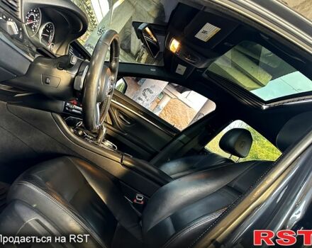 БМВ 5 Серия 2016 в Одессе на Automoto.ua Серый БМВ 5 Серия, объемом двигателя 3 л и пробегом 180 тыс. км за 18000 $, фото 8 на Automoto.ua