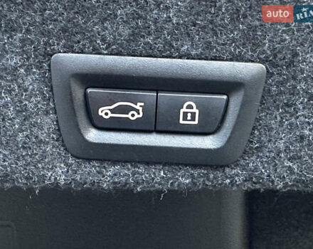 Серый БМВ 5 Серия, объемом двигателя 3 л и пробегом 65 тыс. км за 25500 $, фото 64 на Automoto.ua