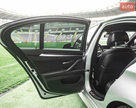 Серый БМВ 5 Серия, объемом двигателя 4.39 л и пробегом 111 тыс. км за 26500 $, фото 23 на Automoto.ua