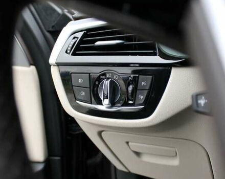 Серый БМВ 5 Серия, объемом двигателя 2.99 л и пробегом 138 тыс. км за 34500 $, фото 21 на Automoto.ua