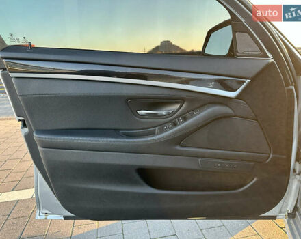 Сірий БМВ 5 Серія, об'ємом двигуна 2 л та пробігом 190 тис. км за 15799 $, фото 34 на Automoto.ua