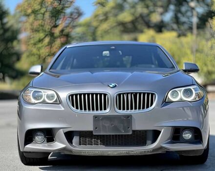 Серый БМВ 5 Серия, объемом двигателя 4.4 л и пробегом 79 тыс. км за 10000 $, фото 1 на Automoto.ua