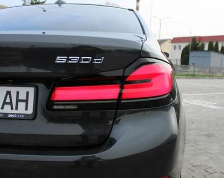 Серый БМВ 5 Серия, объемом двигателя 2.99 л и пробегом 138 тыс. км за 34500 $, фото 26 на Automoto.ua